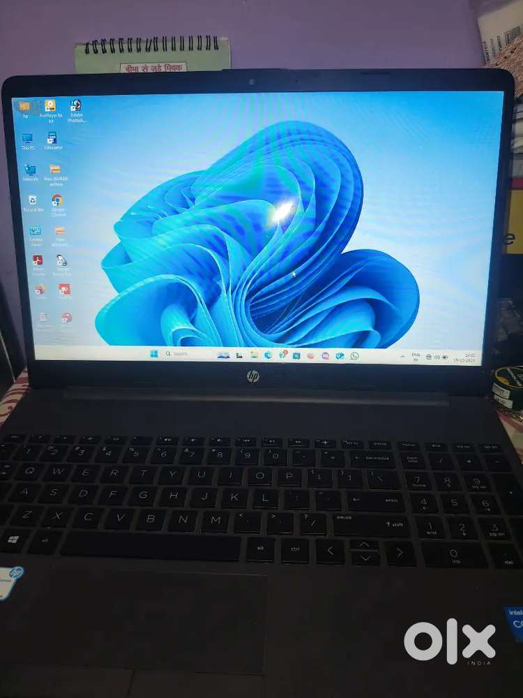 Hp laptop i 3