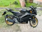 Yamaha R15 V4
