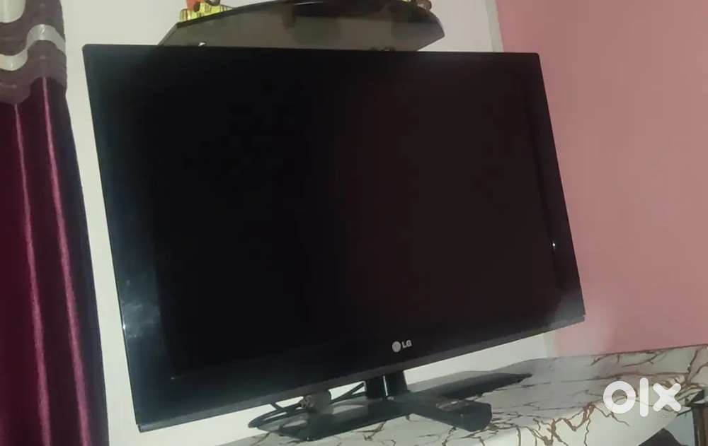 32 Inch LG TV LCD with Remote