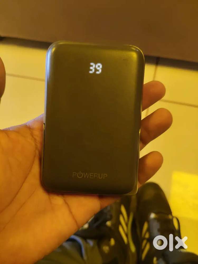 Apple power up  wireless magnetic power up