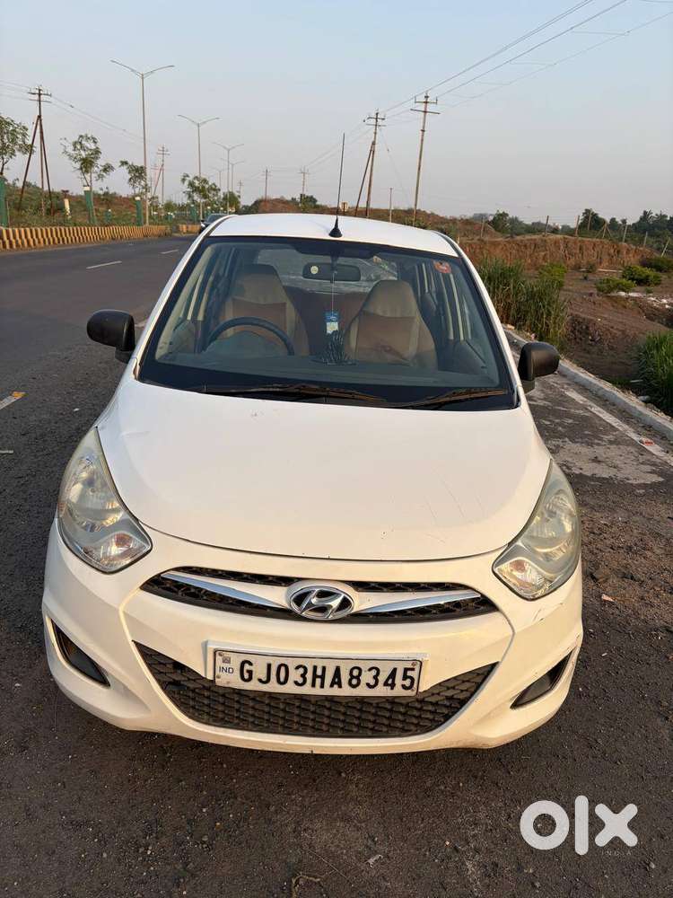 Hyundai i10 2015 Petrol 60000 Km Driven