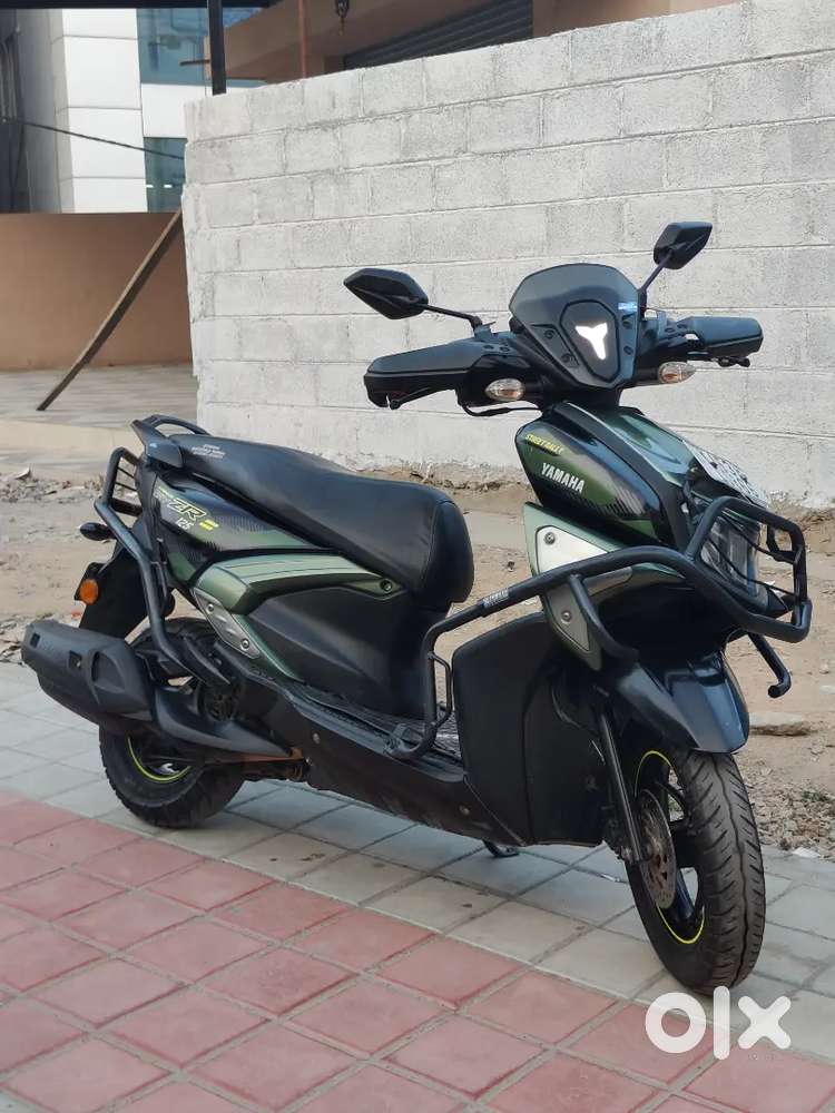 Yamaha Ray ZR 125 cc bs6 engine single owner with self start