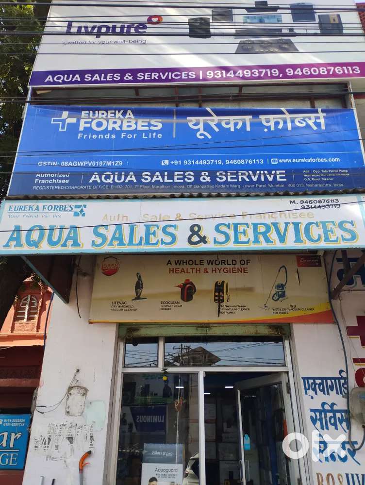 Office staff and service staff