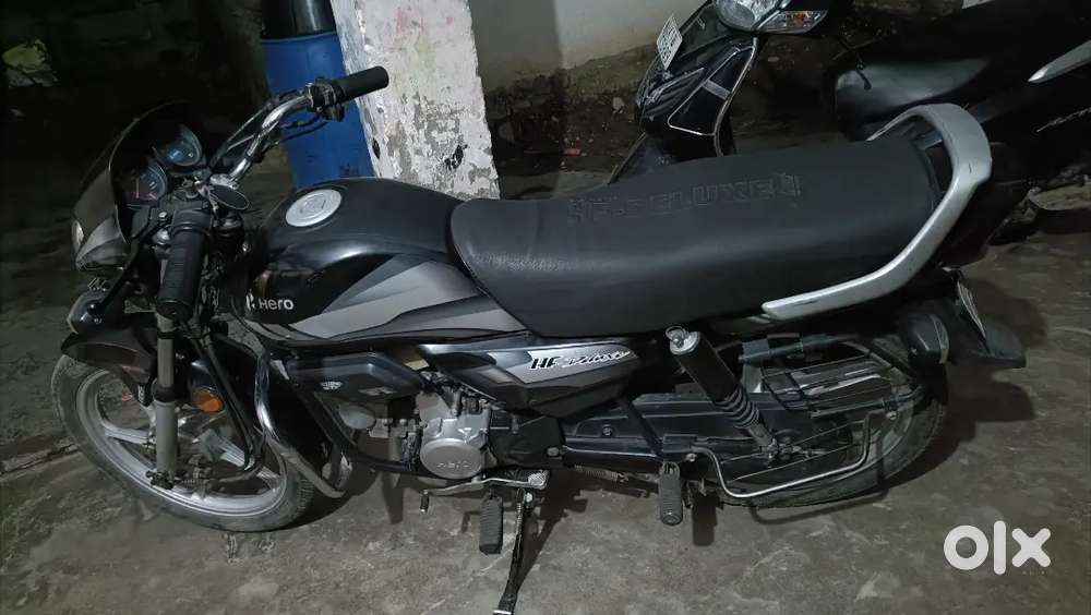 HF Deluxe Showroom Condition