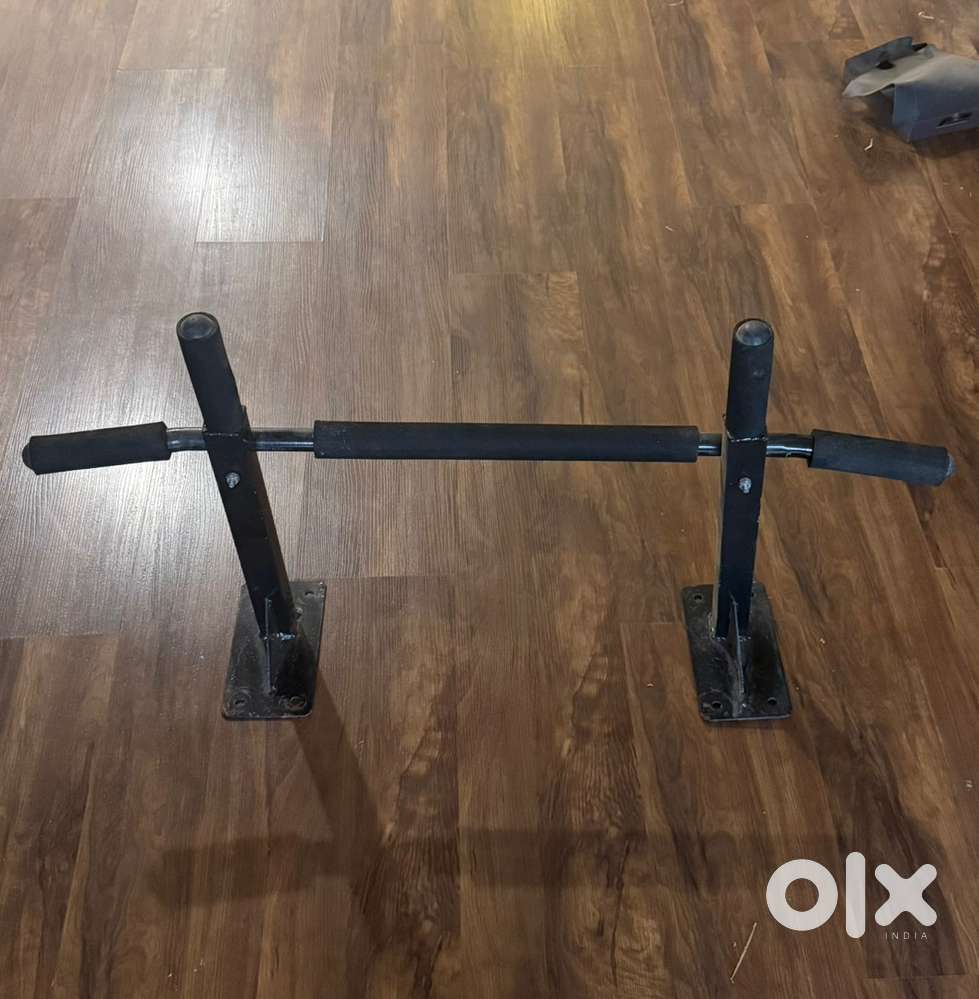 Pull Up Bar For Body Building