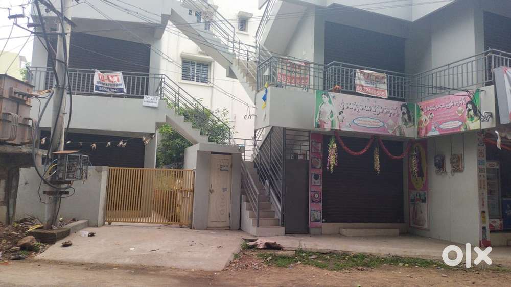 1st floor Shop for rental in pratap nagar opposite devi temple