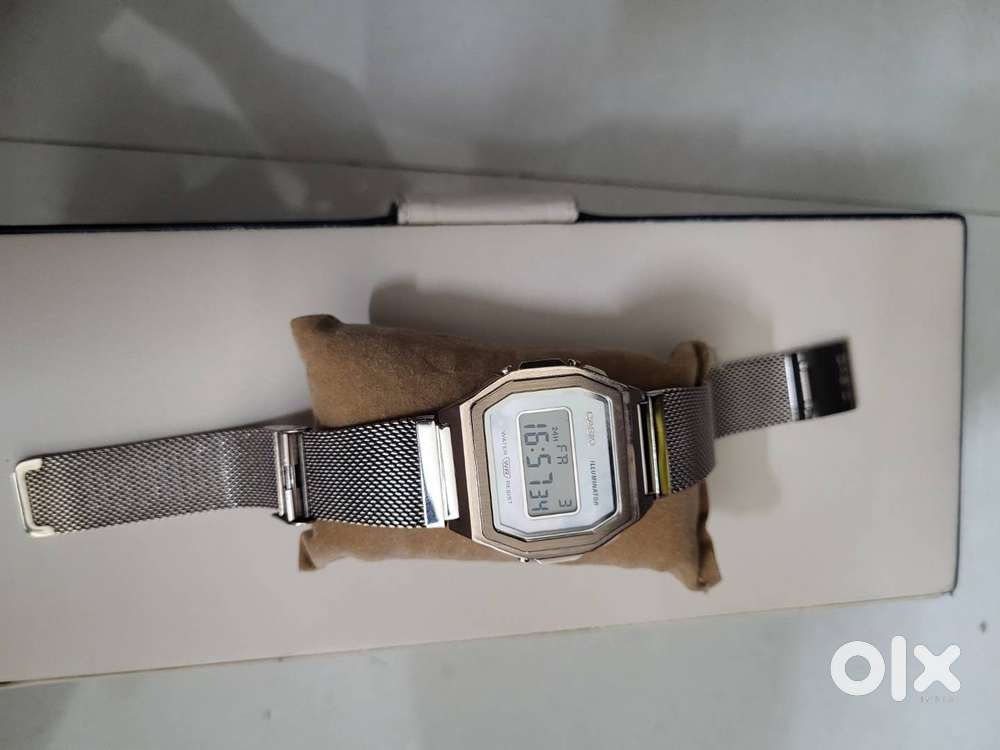 Casio vintage watch in great condition, only 6 months old