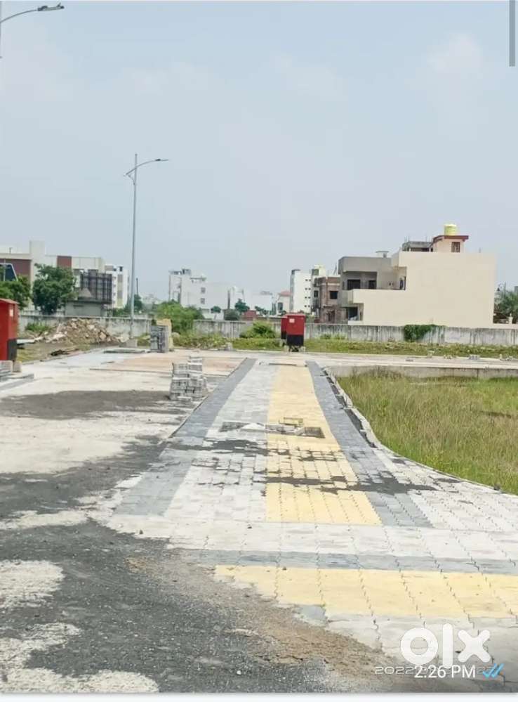 मानेवाडा से 5 मिनिट की दुरी पर  RL प्लॉट्स अव्हेलेबल है