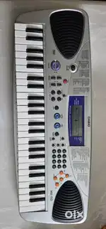 Casio piano electronic keyboard in very good condition