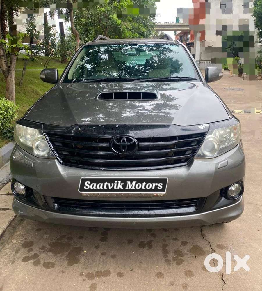 Toyota Fortuner 3.0 Sportivo 4X2 MT, 2014, Diesel