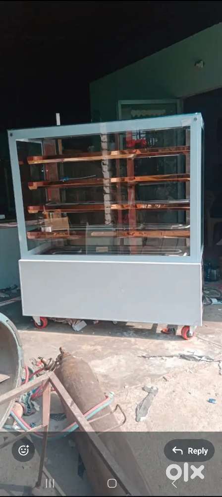 Display counter fridge