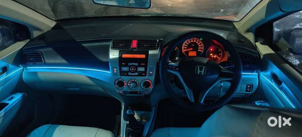 Honda City 2008-2011 1.5 V MT Exclusive, 2011, Petrol