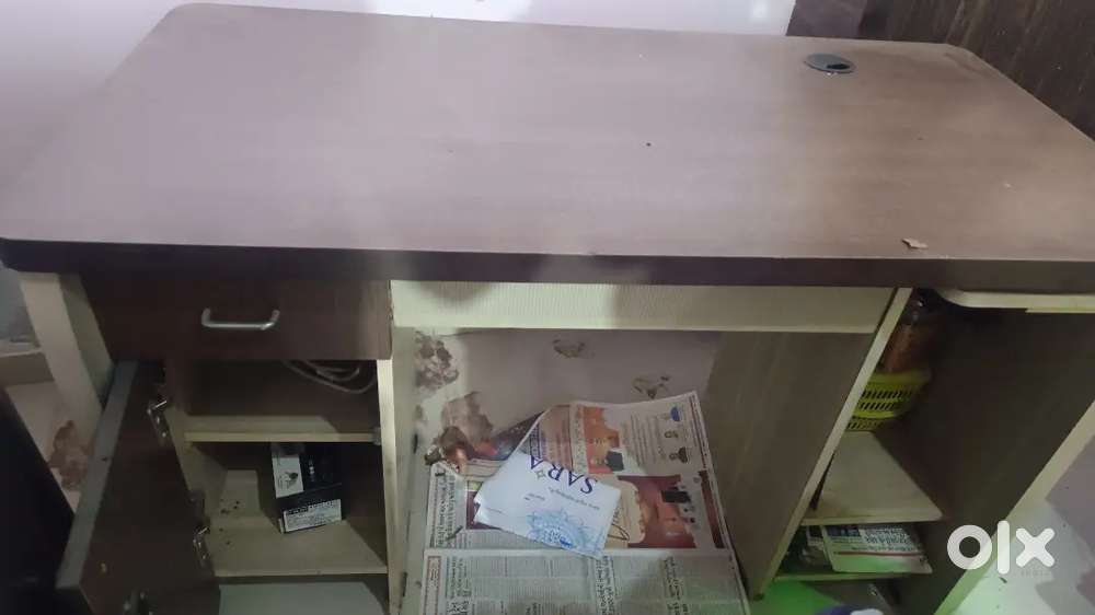 Computer cum study table