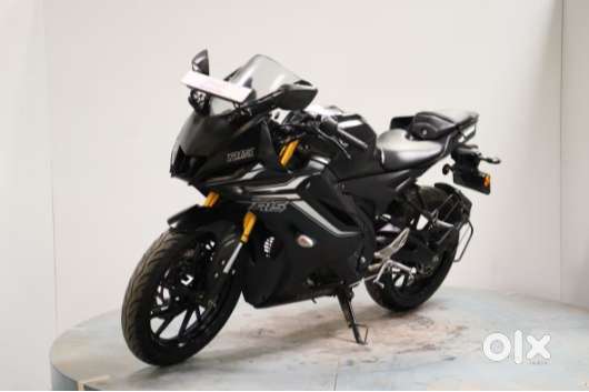 Yamaha YZF R15 HL9543