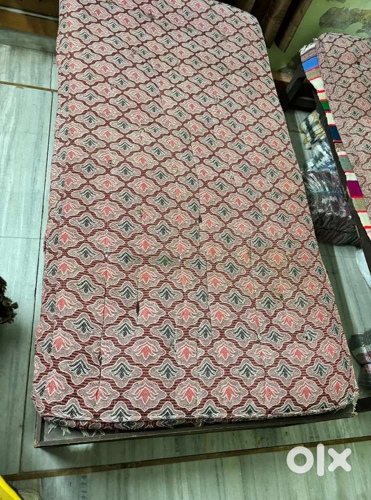 Single bed without box