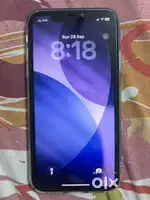 iphone 11 / 64 GB / 4 GB