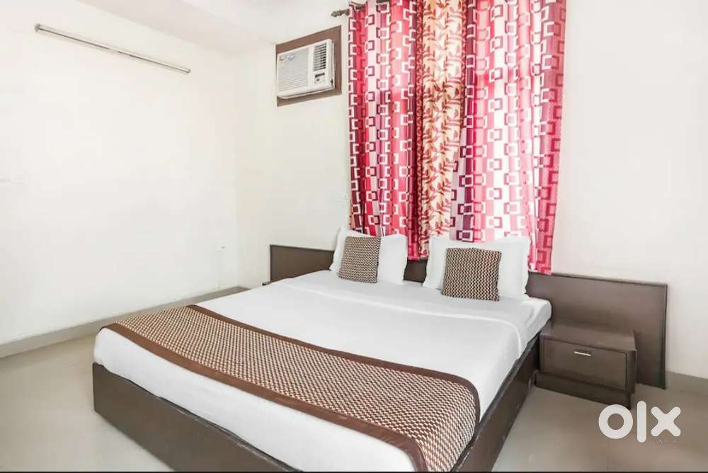 NO BROKERAGE 500+ Modern Boys PGs with meals & amenities in Noida!