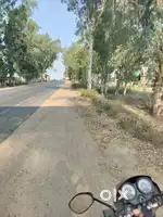 Main road pr Mathura Bhratpur