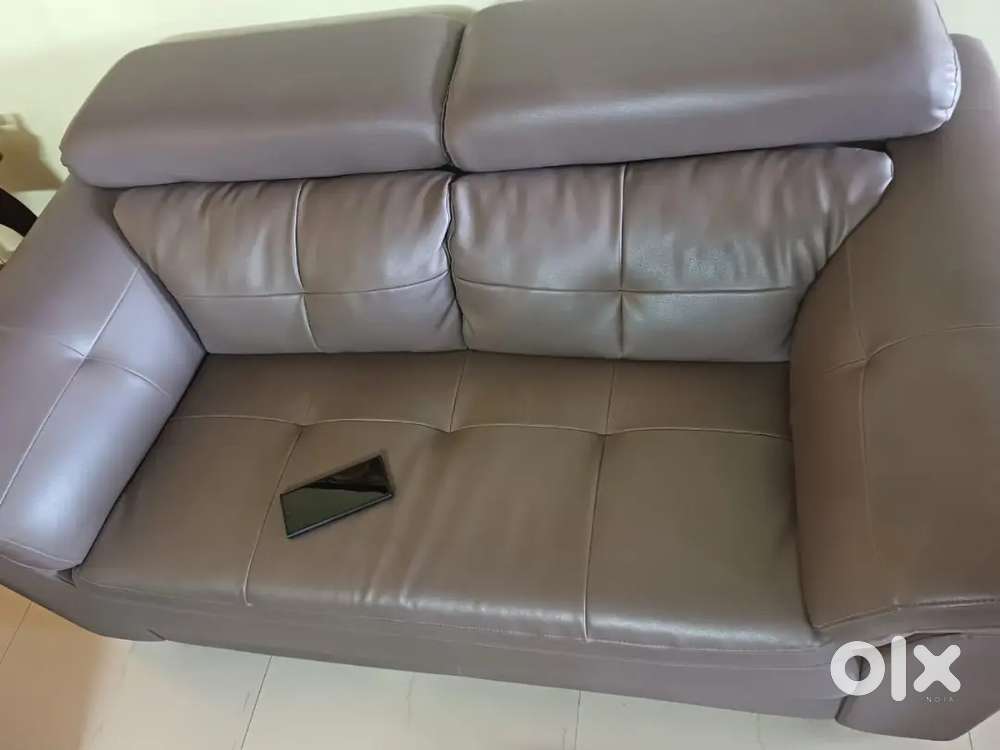 Durian make leatherette lounge sofa