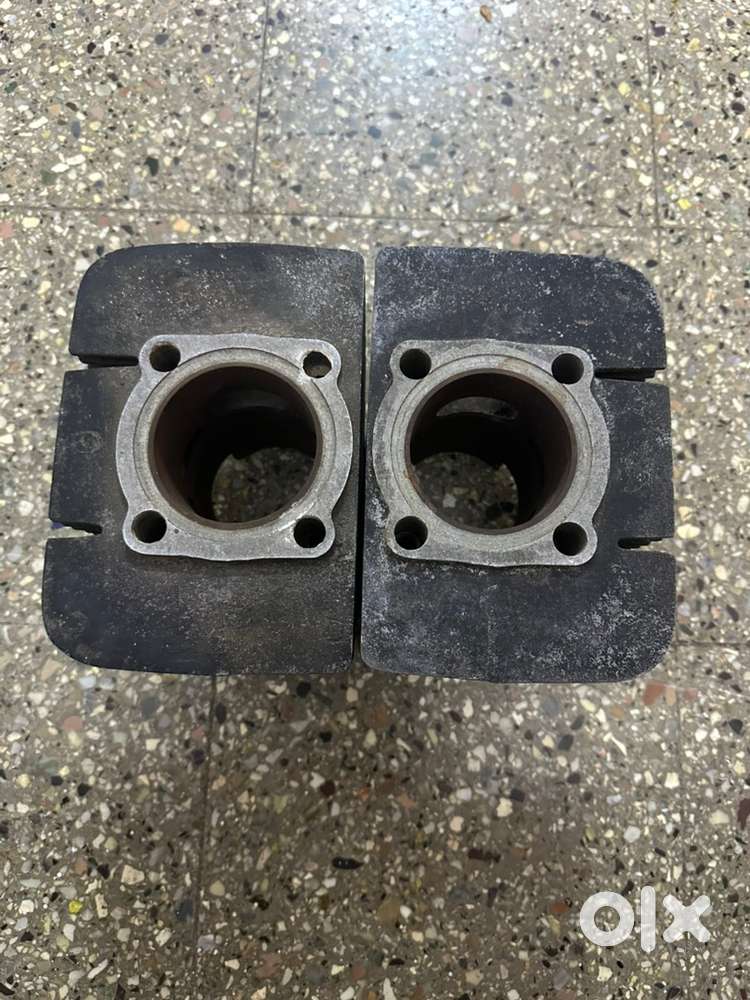 YAMAHA RD350 US Spec cylinders