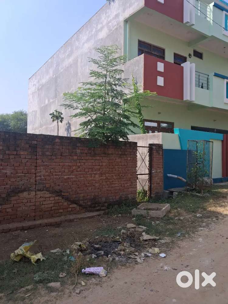 Plot in vinshupuri calony near ponghat pul 100 gaj aur 133 gaj plot