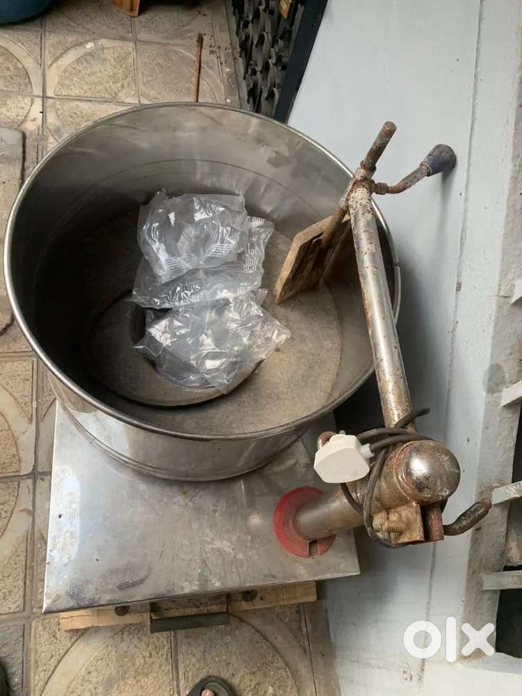 Commercial mixer grinder