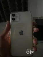 I phone 11 64GB white clr