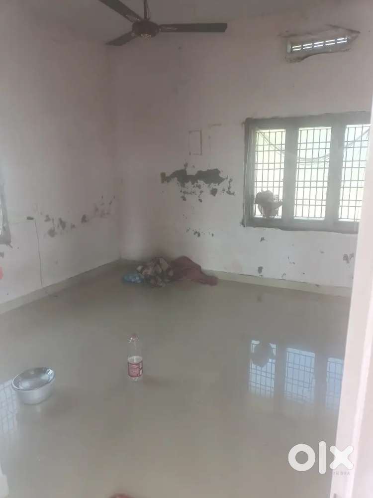 Room rent for batchelers