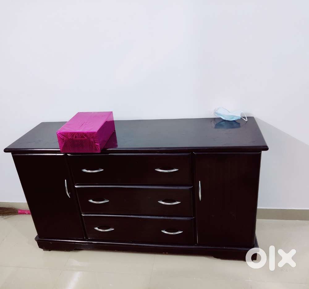Chest of Drawer 5*2 Feet
