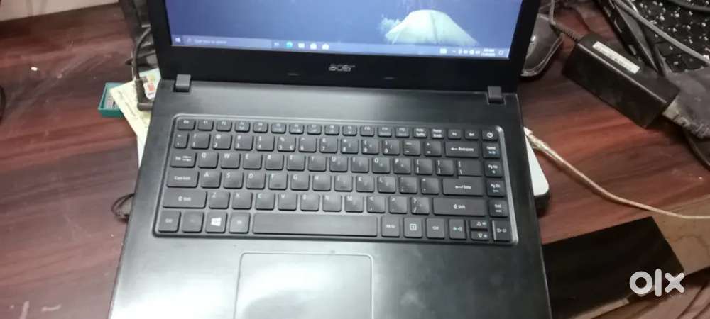 I5 7th Generation.. 500gb HD 8gb Ram 14screen. Acer laptop
