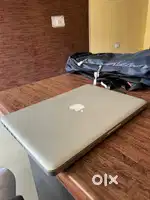 Macbook pro 10gb ram 256 gb ssd