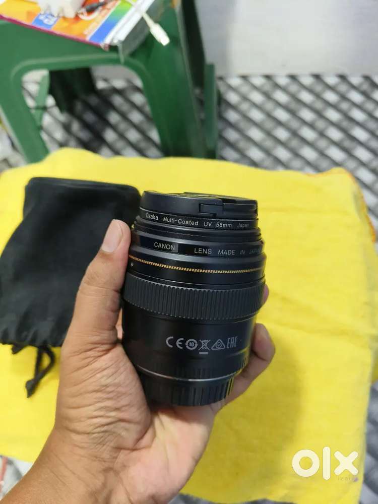 Canon EF 85mm f/1.8 USM Lens – Used Like New