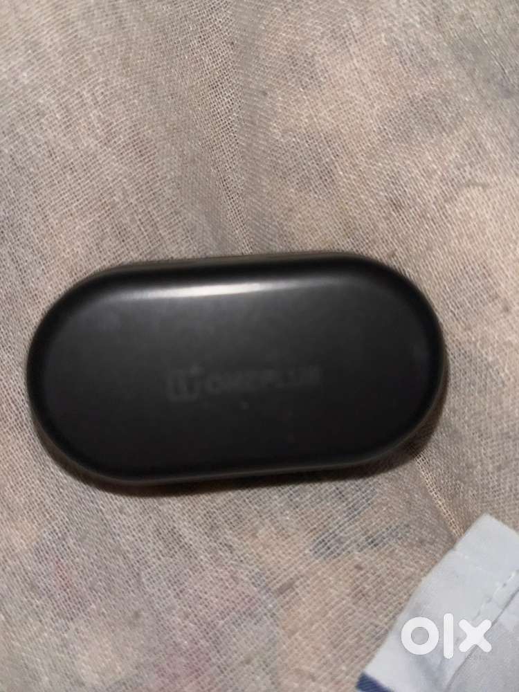 One plus earbuds new condition best price