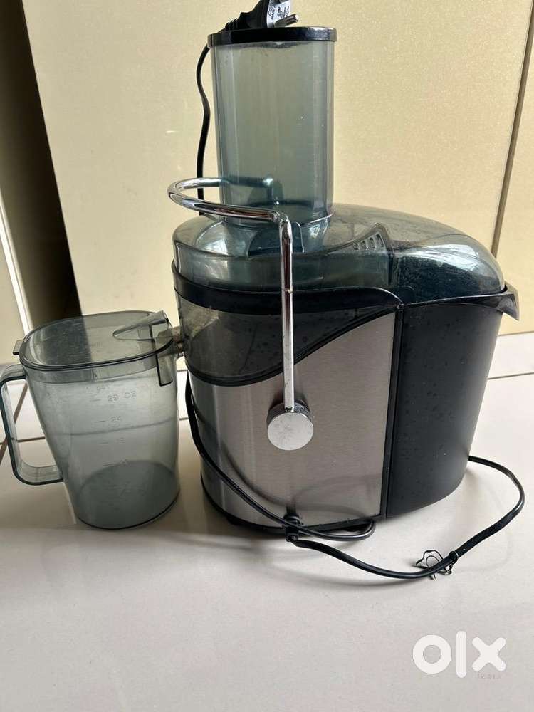 Boss juicer 800 watts