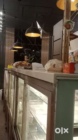 Counter boy/girl