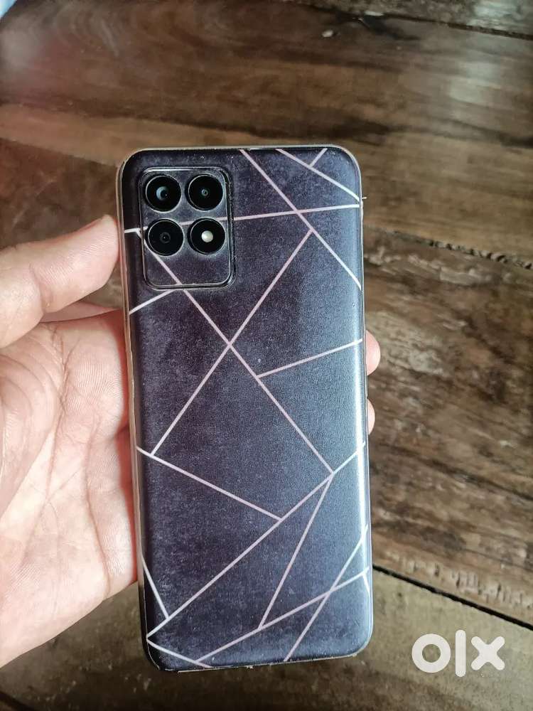 Realme 8I  model 2022