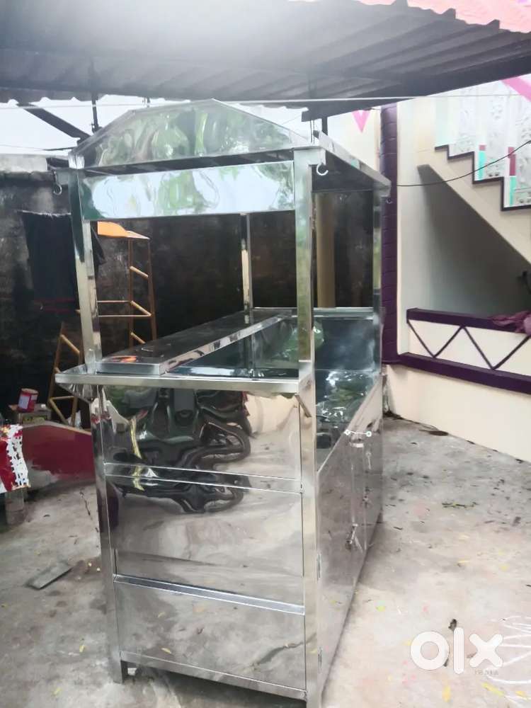 టీ   జ్యూస్   బజ్జి   టిఫిన్   కౌంటర్ available