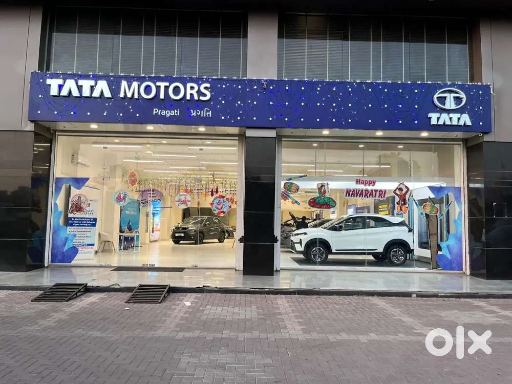 REQUIREMENT FOR ( TATA MOTORS  SHOWROOM) IN KANPUR  LOCATION! !