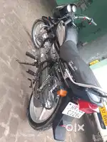 Badiya condition ki bike h koi party change nhi hai