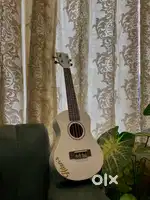 Vault White Ukulele + Free Bag  Excellent Condition(name is removable)