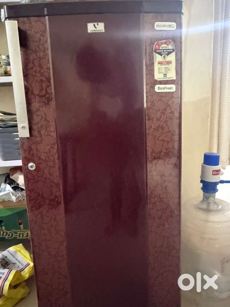 Fridge (best condition)