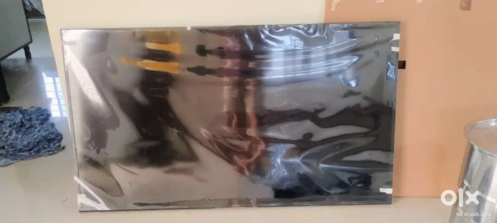 Scrap 65 inc Sony Bravia TV display