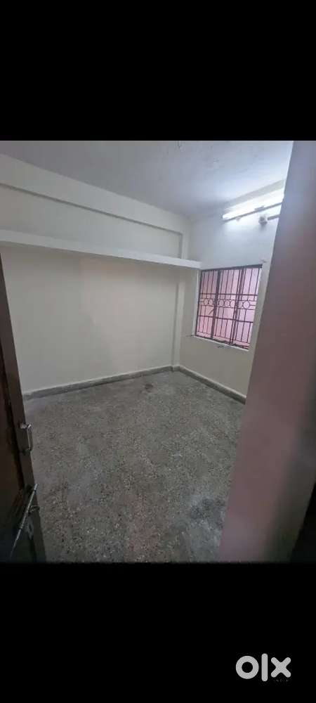 Female Flatmate required for hall