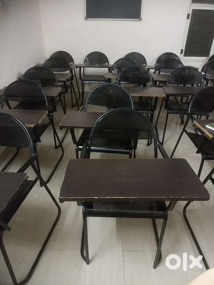 Chairs Suitable for conducting tuitions