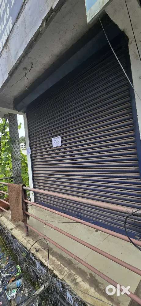 SHOP NEAR PAYYANUR OLD STAND