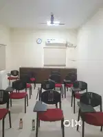 2000SQFT 2NDFLOOR OFFICE SPACE REÑT RS80000 AT ARUMBAKAAM 100FEET ROAD