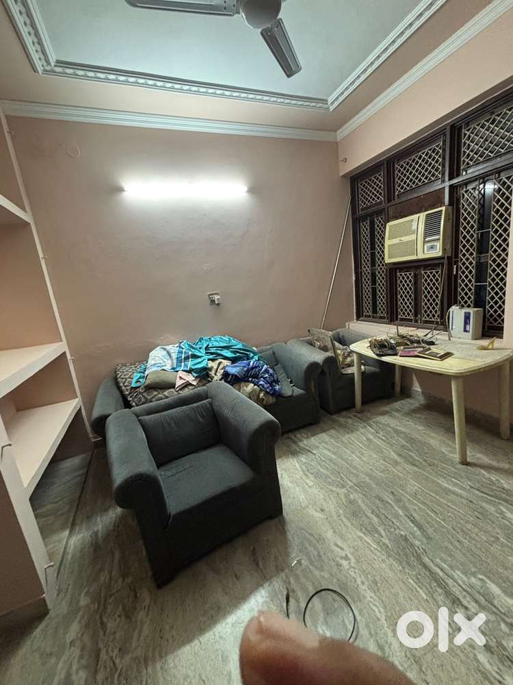 15000 2bhk/ 2nd floor