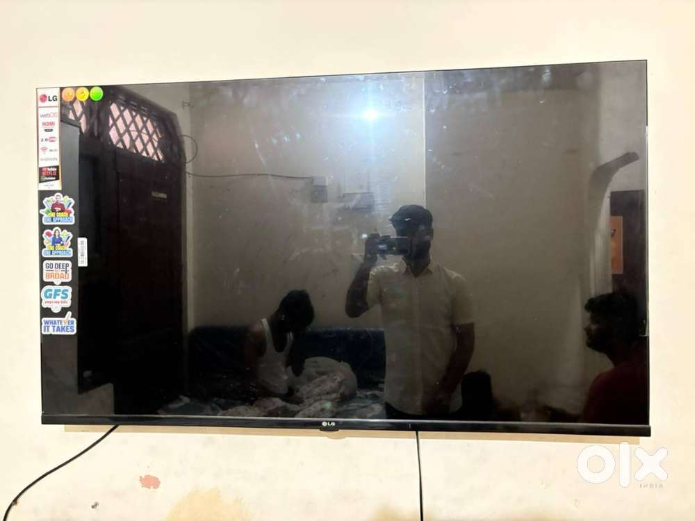 LG, 52 inch smart android TV, brand new working condition