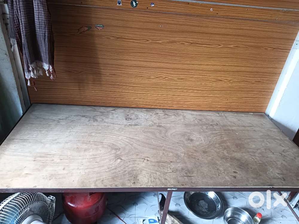 Need one roommate for boy's, panda boys mess