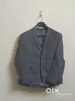 Branded Men's Coat - Excellent Condition